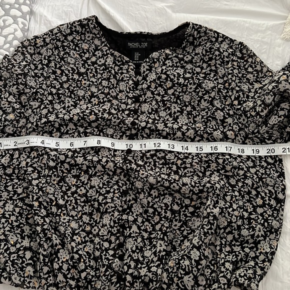 Rachel Zoe blouse size M - Picture 7 of 9